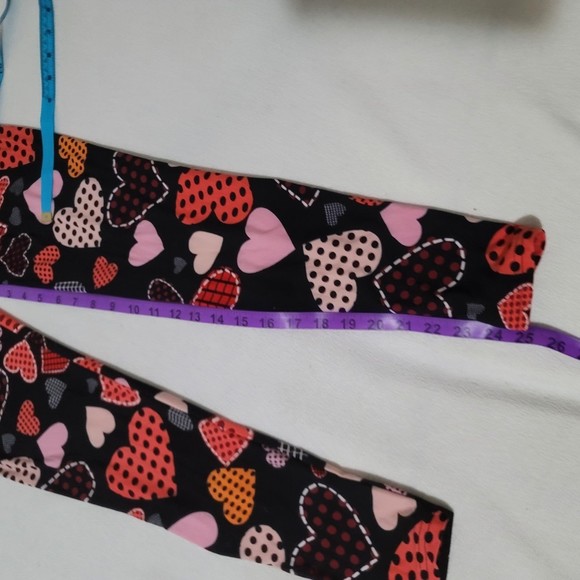 OS Leggings Heart Polka dot Valentines NWOT black red pink - Picture 9 of 10